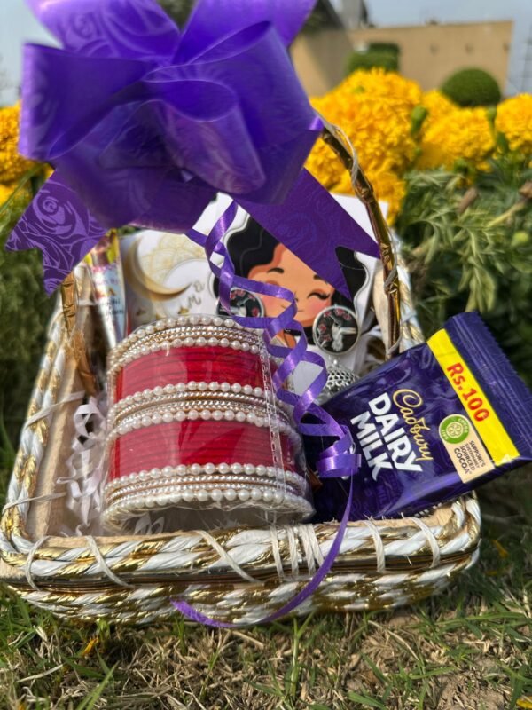 Mini Eid Basket for her - Image 2